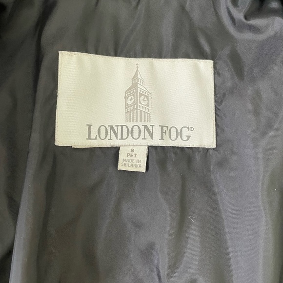 Classic Vintage London Fog Trench Coat with waist belt, 8P - Picture 6 of 11